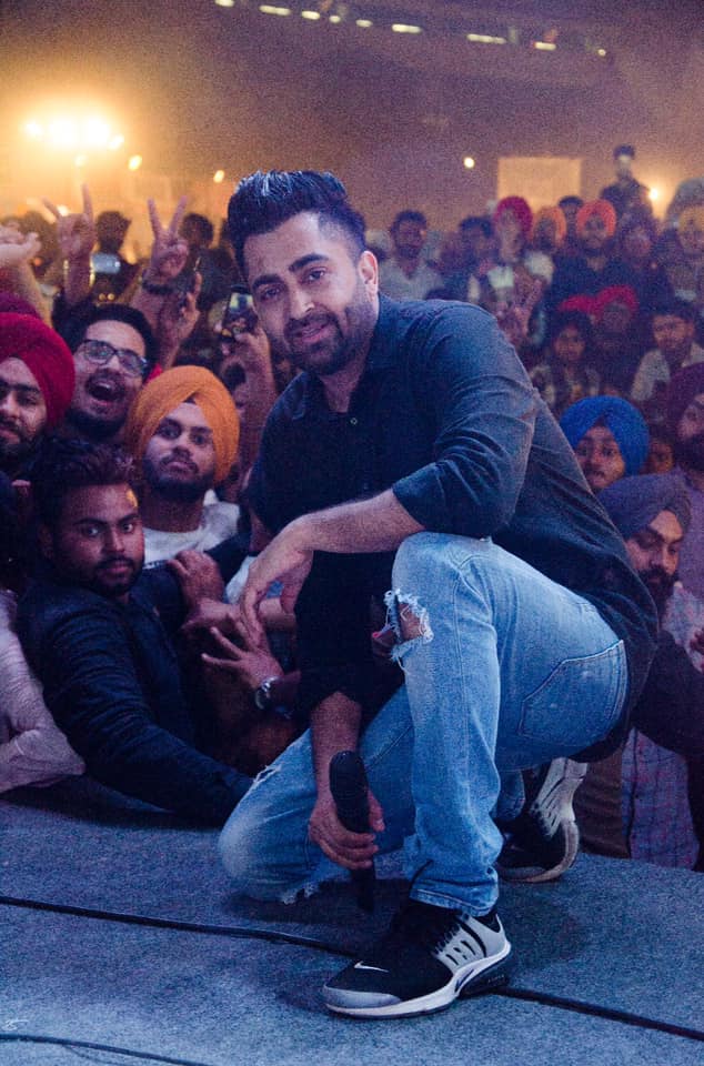 15808442010Singer Sharry Mann