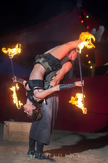 rainbow-serpent-fire-show-11-oesl